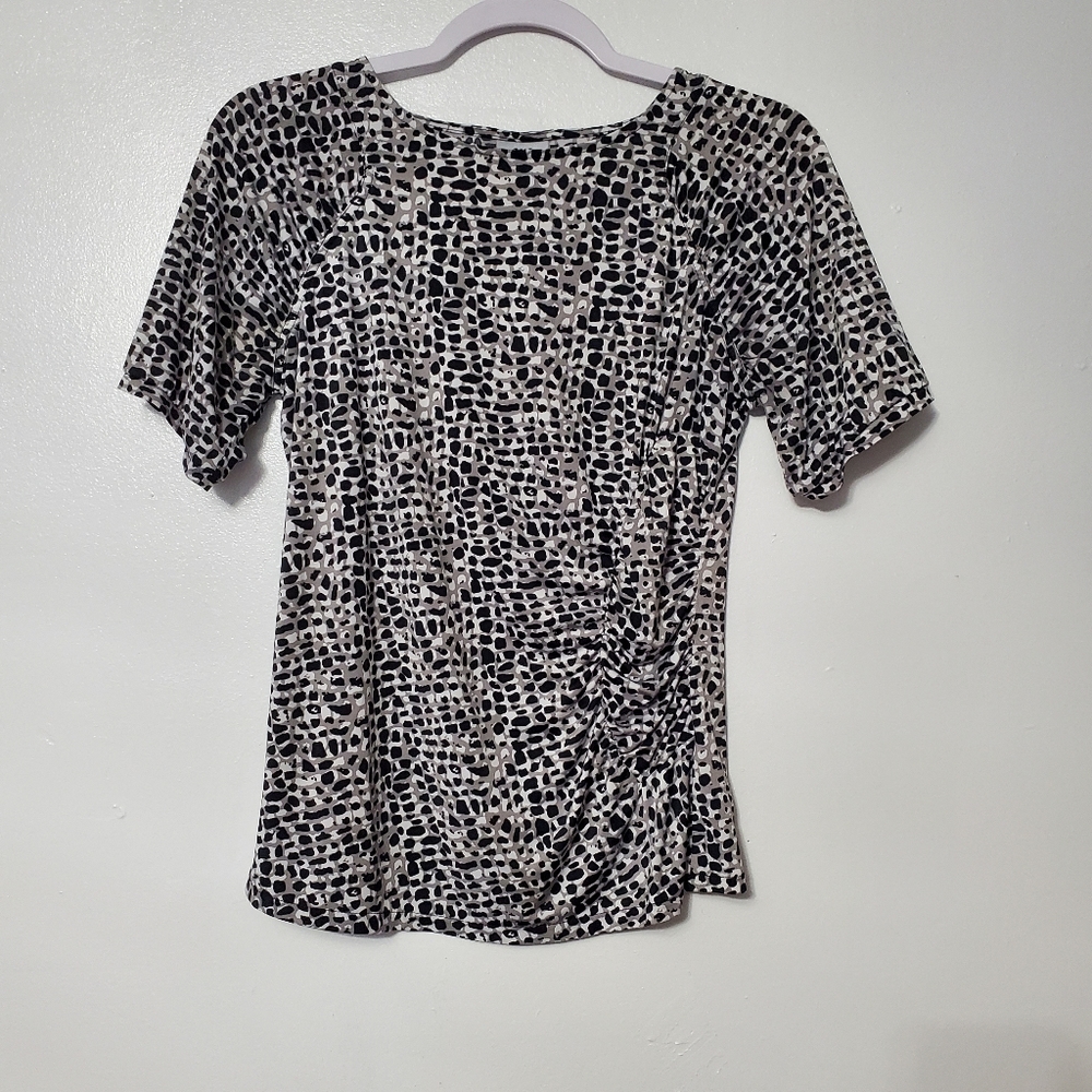 Womens Crop Top White Cheetah Print Short Sleeve Scrunch Sides
